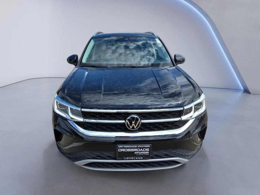 Used 2023 Deep Black Pearl Volkswagen SEL image 8