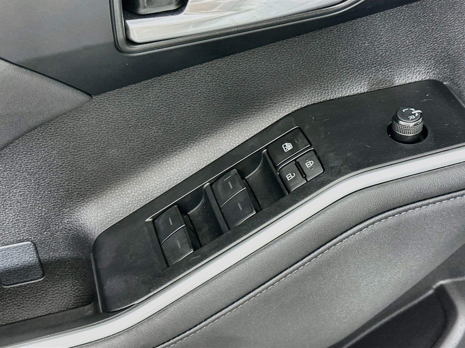 Used 2023 Pearl Toyota XLE image 18
