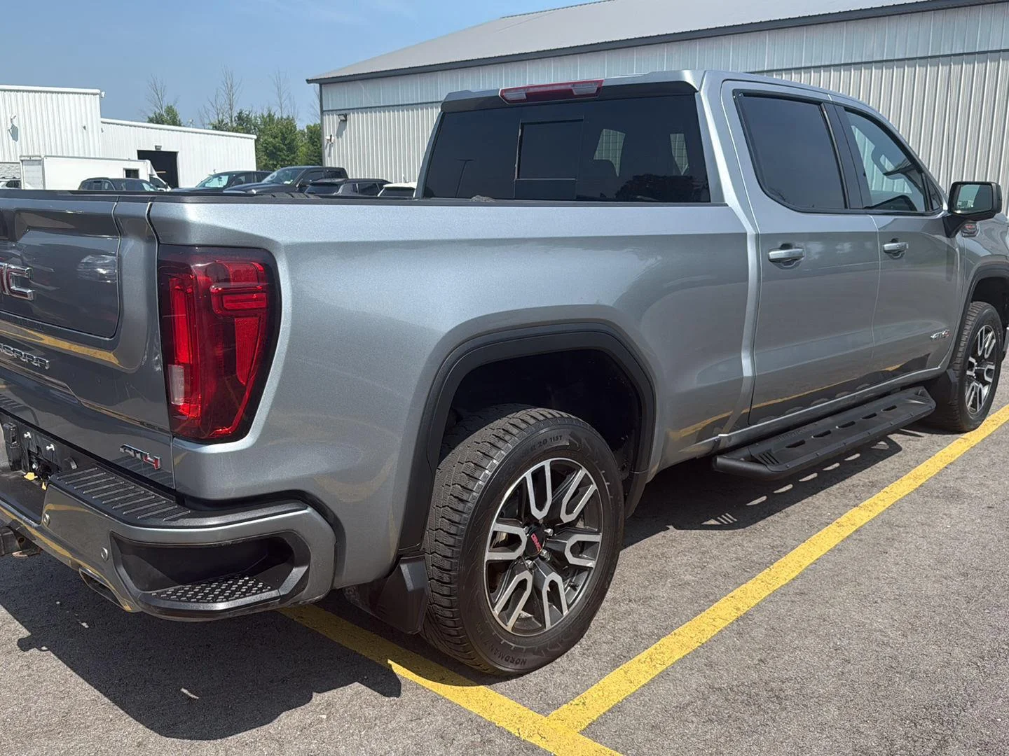 Used 2023 Sterling Metallic GMC AT4 image 12