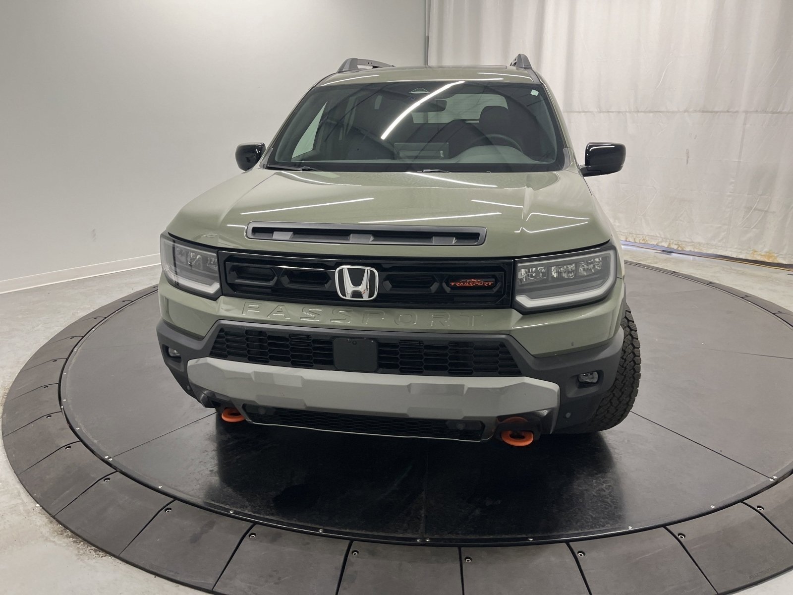 Certified Used 2026 Ash Green Metallic Honda TrailSport Elite image 2