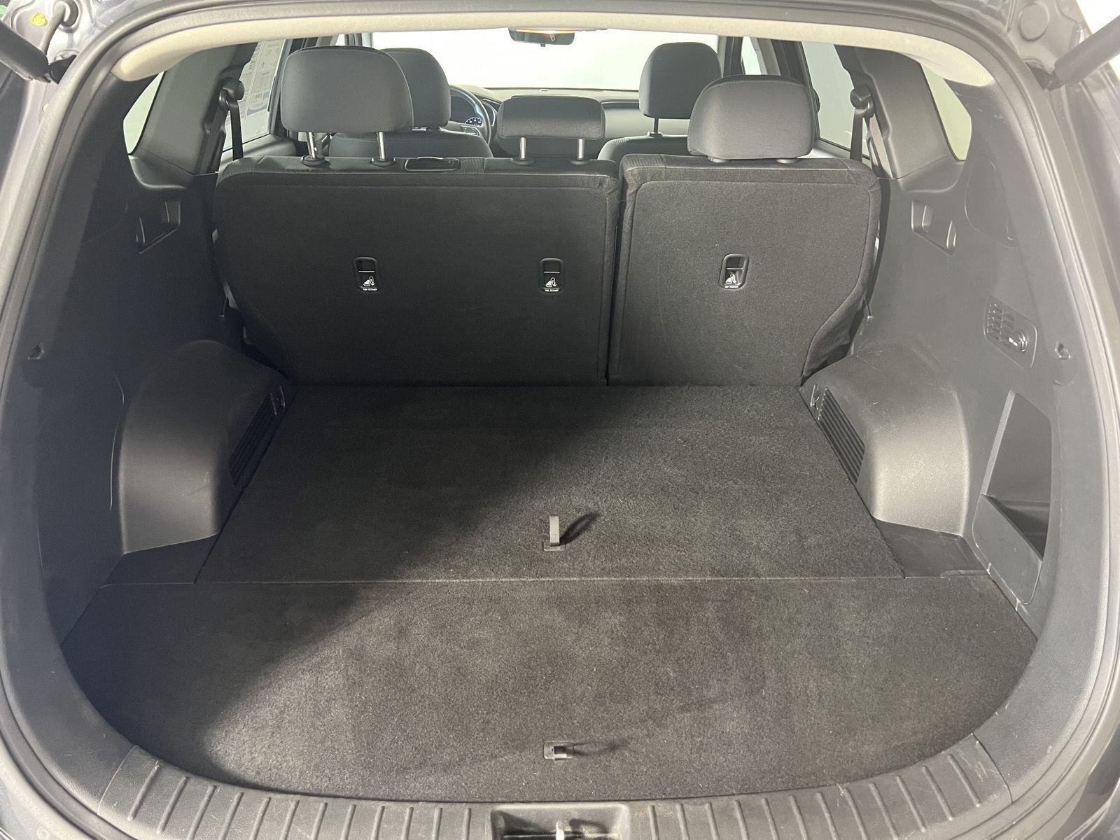 Used 2023 Portofino Gray Hyundai SEL image 27