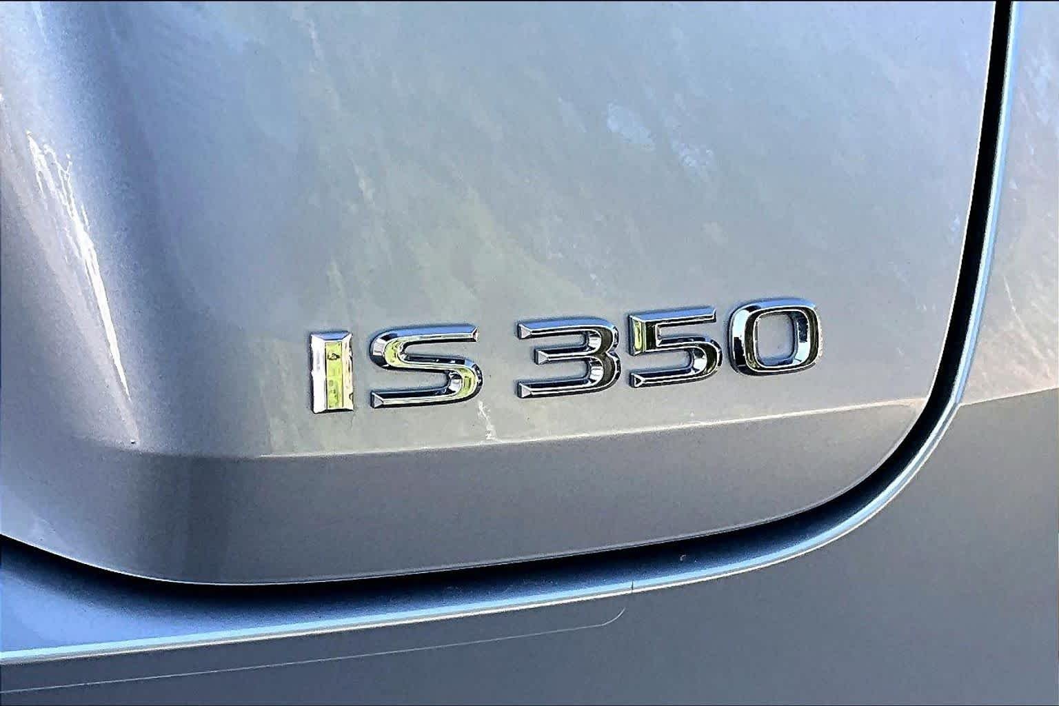 Used 2024 Iridium Lexus F SPORT Design image 19
