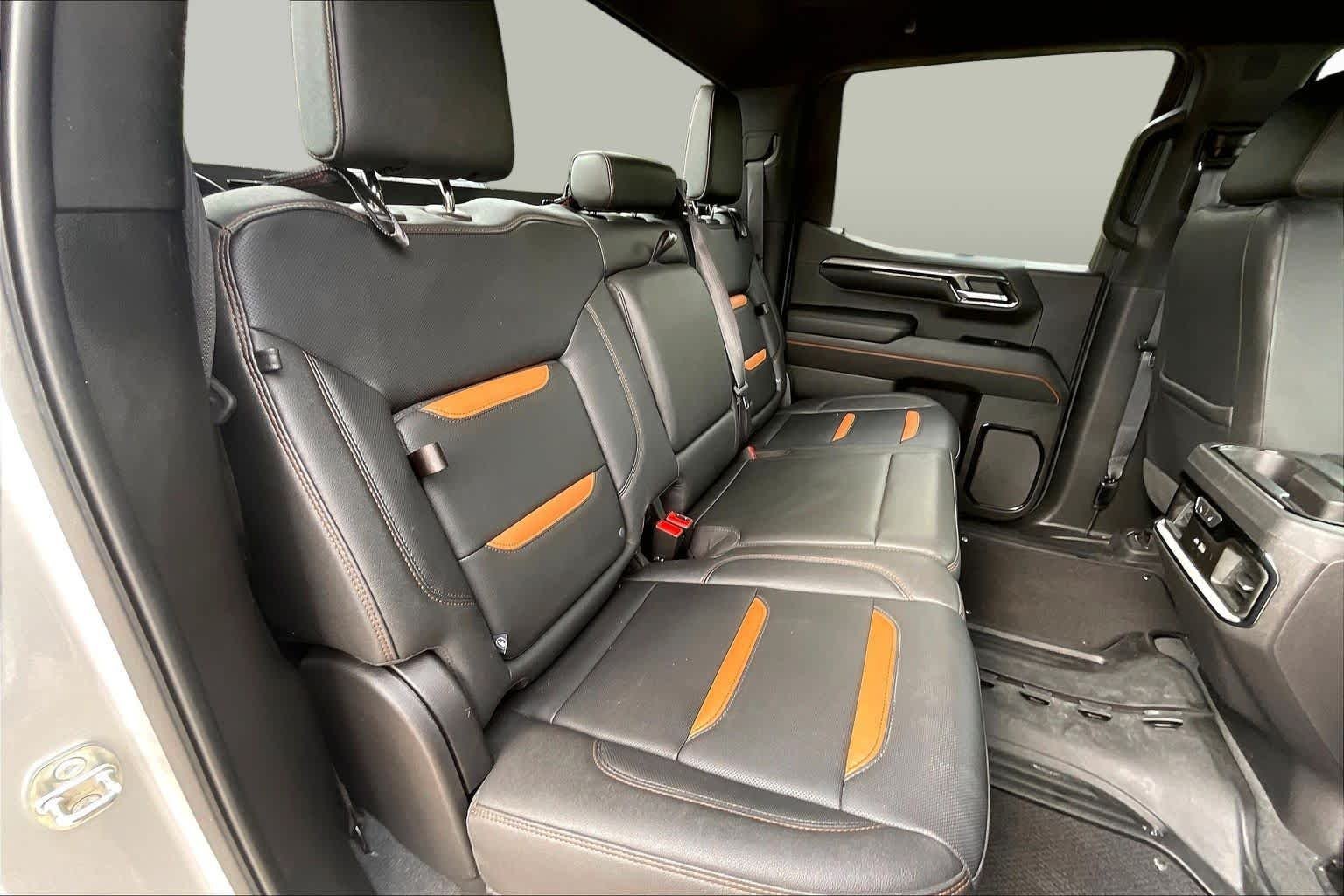 Used 2022 Quicksilver Metallic GMC AT4 image 19
