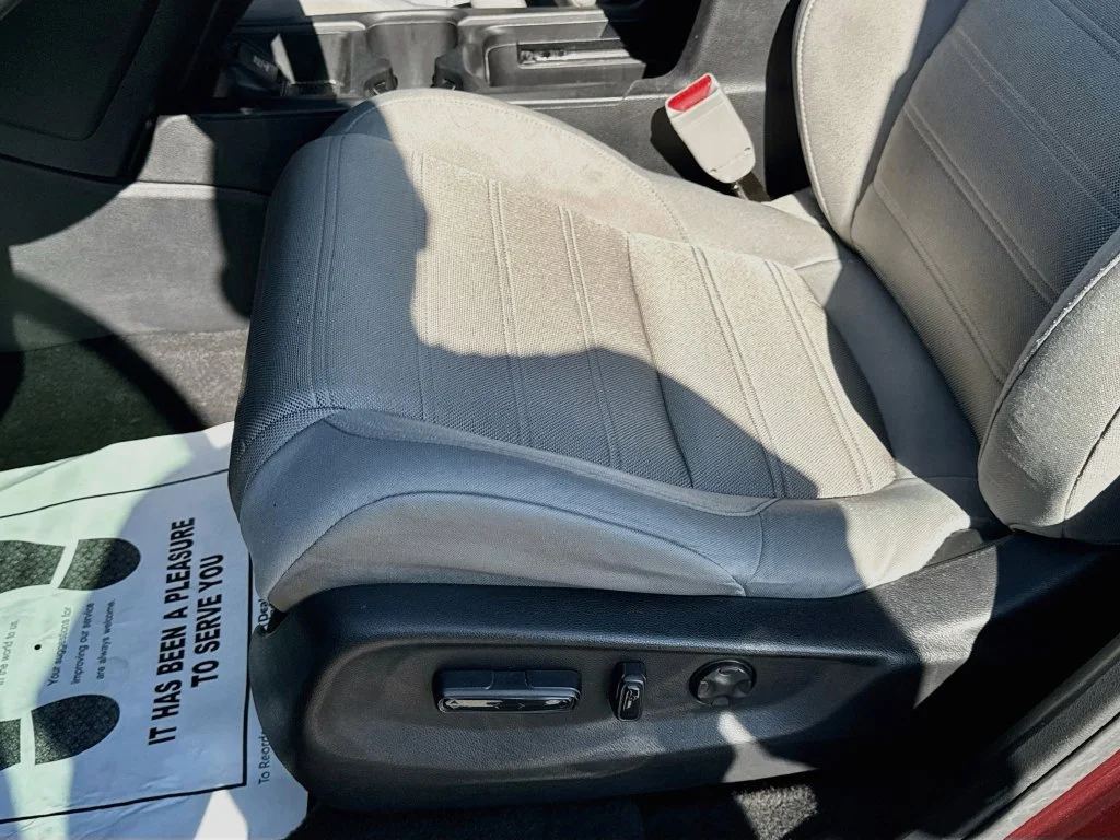 Used 2019 Red Honda EX image 22