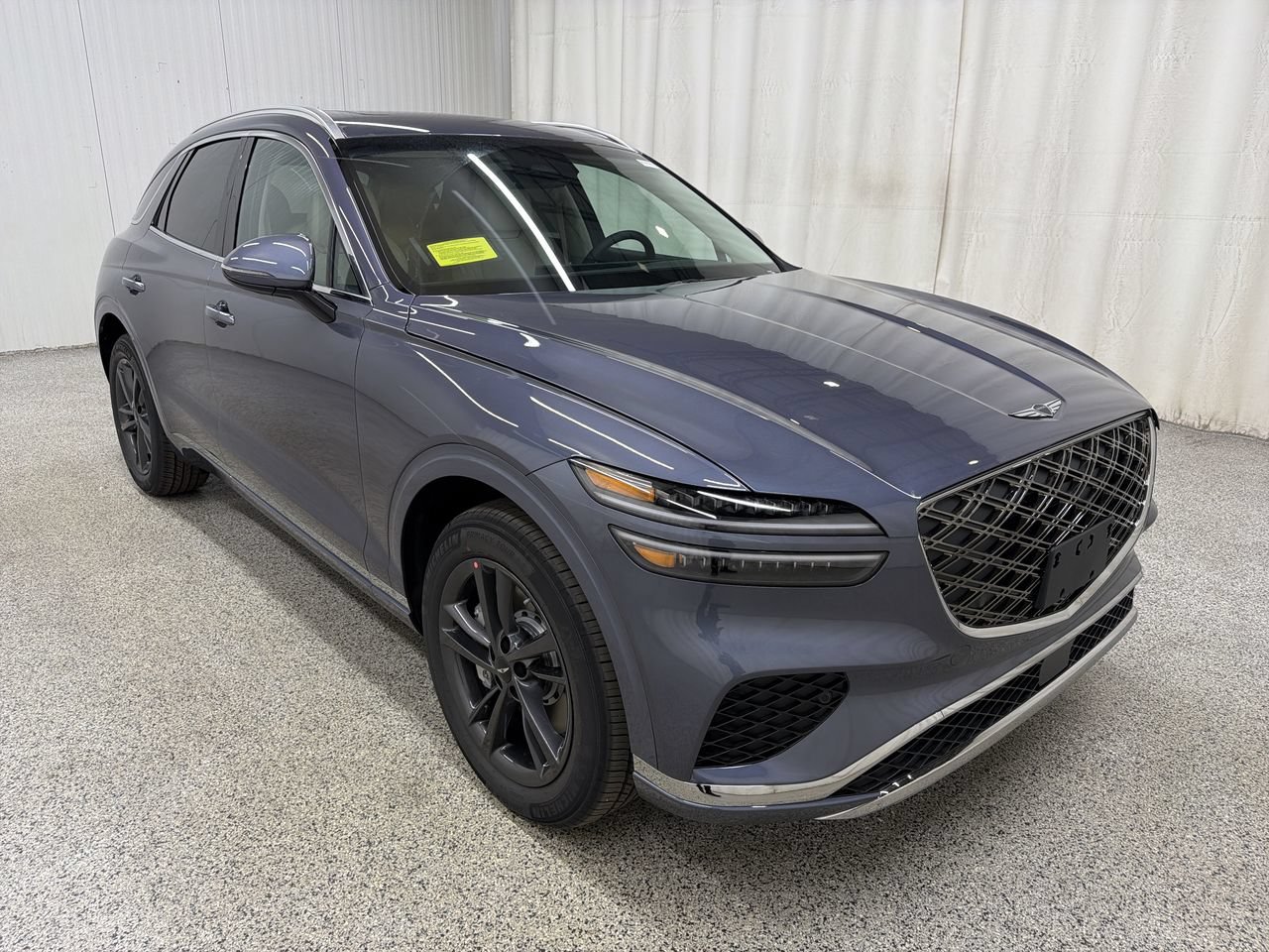 2027 GENESIS GV70