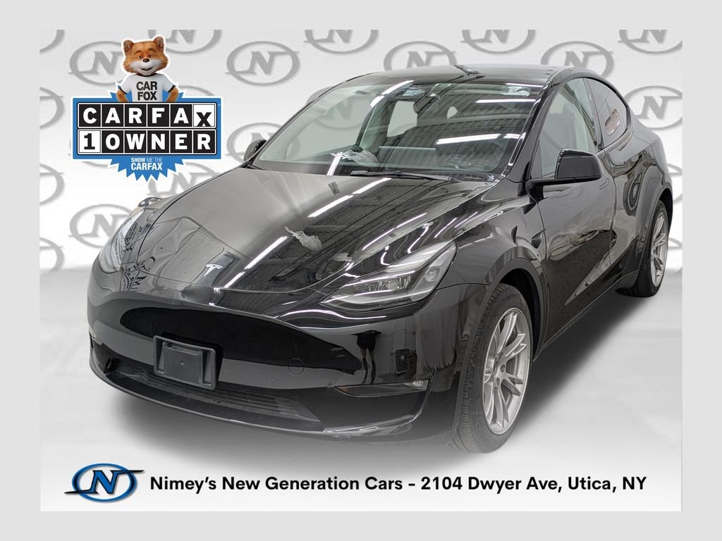 2023 Tesla Model Y Long Range Dual Motor All-Wheel Drive's photo