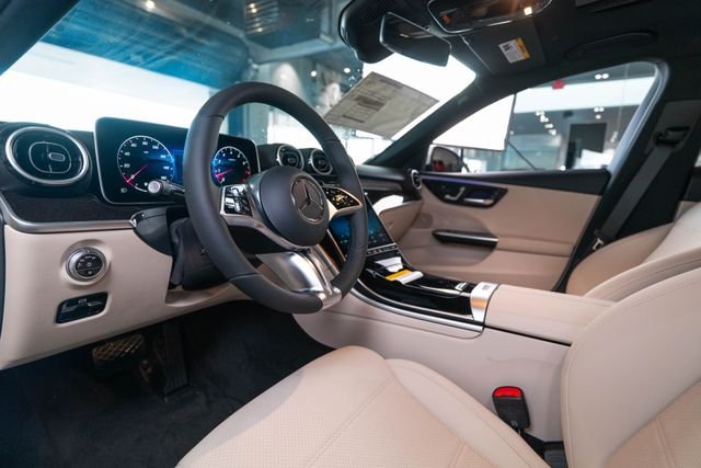 New 2026 Polar White Mercedes-Benz C 300 image 4