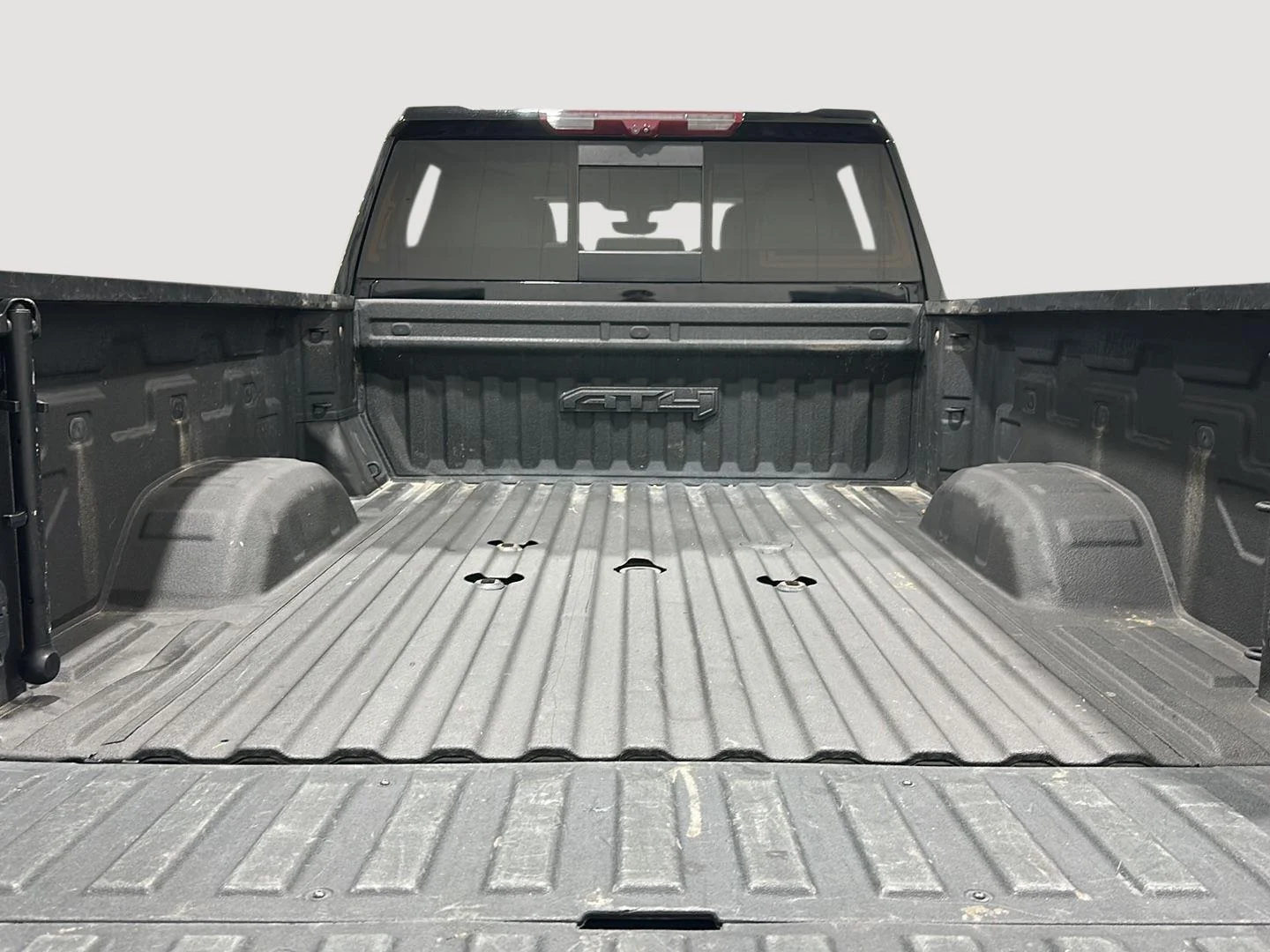 Used 2023 ONYX BLACK GMC AT4 image 22
