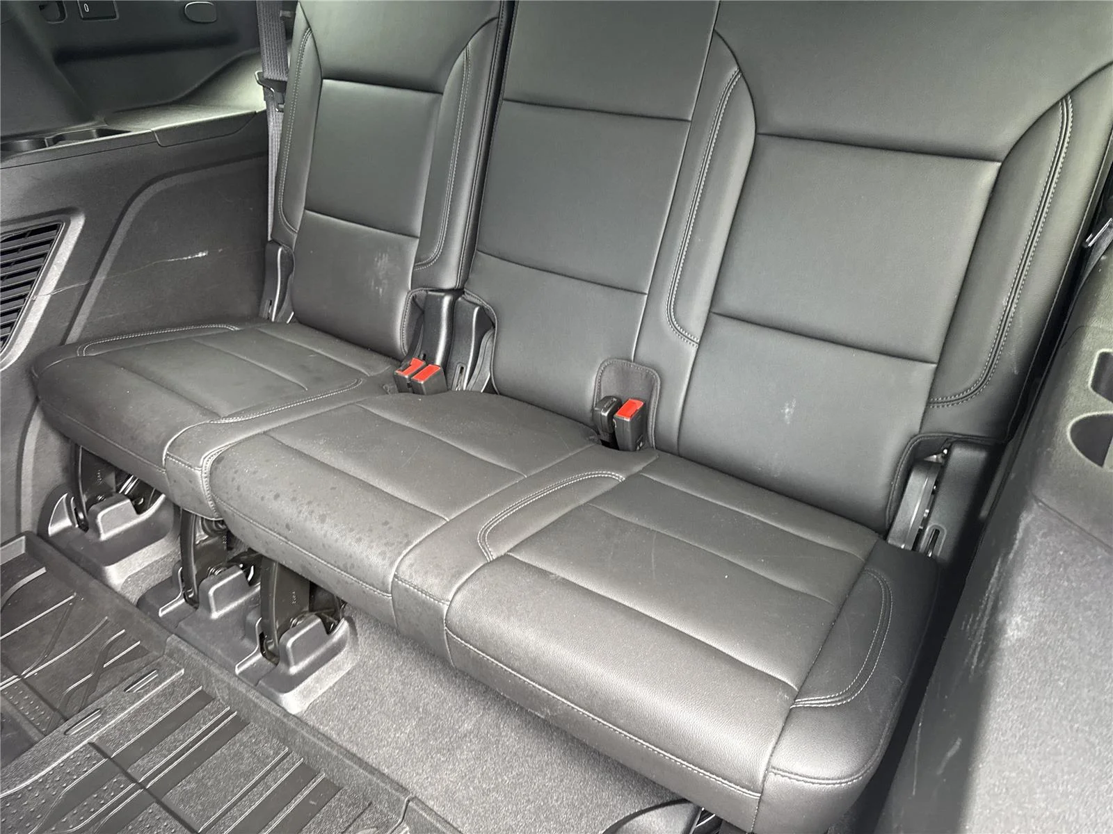 Used 2021 SUMMIT WHITE Chevrolet LT image 35
