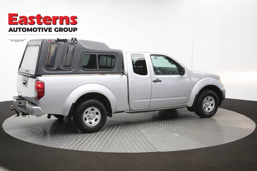 Used 2019 Silver Nissan S image 45