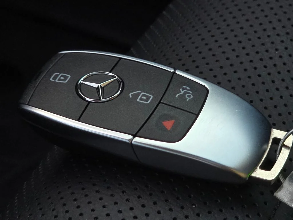 2025 Mercedes-Benz GLE GLE450 - Photo 37