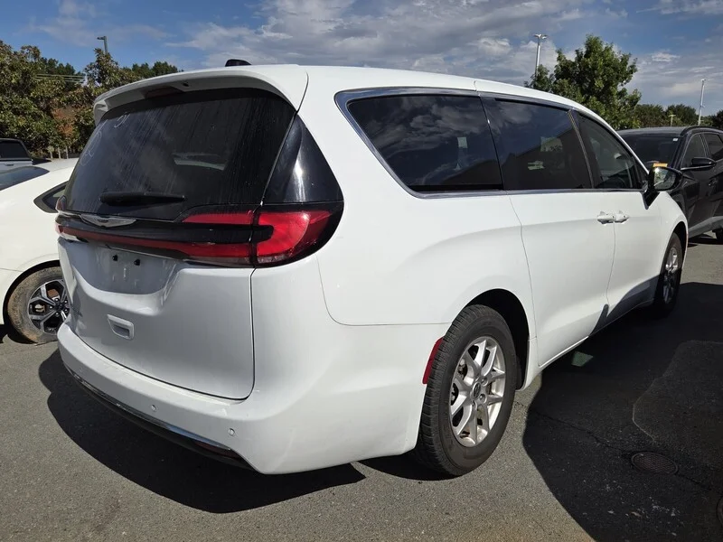 Used 2024 Bright White Clearcoat CHRYSLER TOURING L image 4