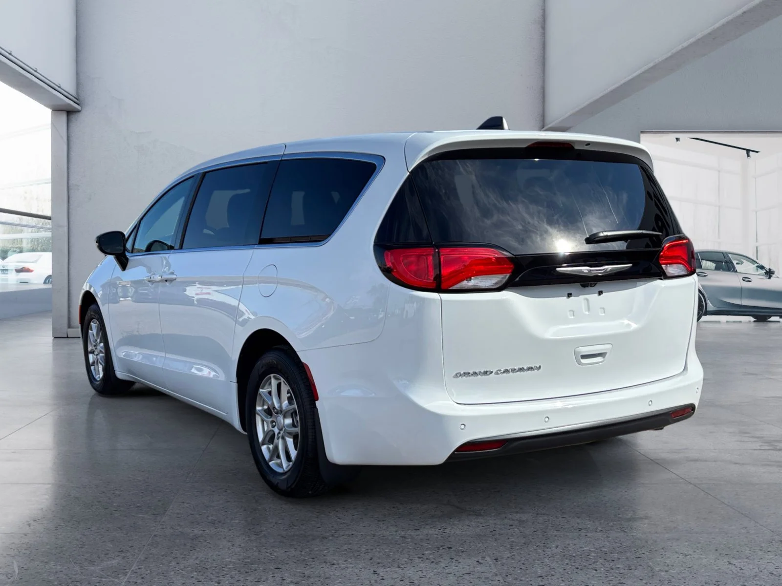 New 2027 Bright White Chrysler SXT image 3