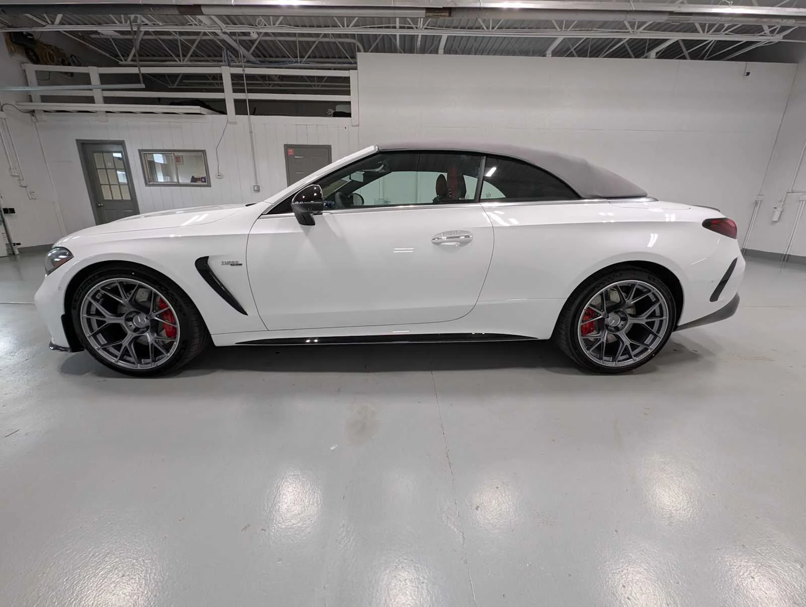 2026 Mercedes-Benz CLE AMG 53 - Photo 16
