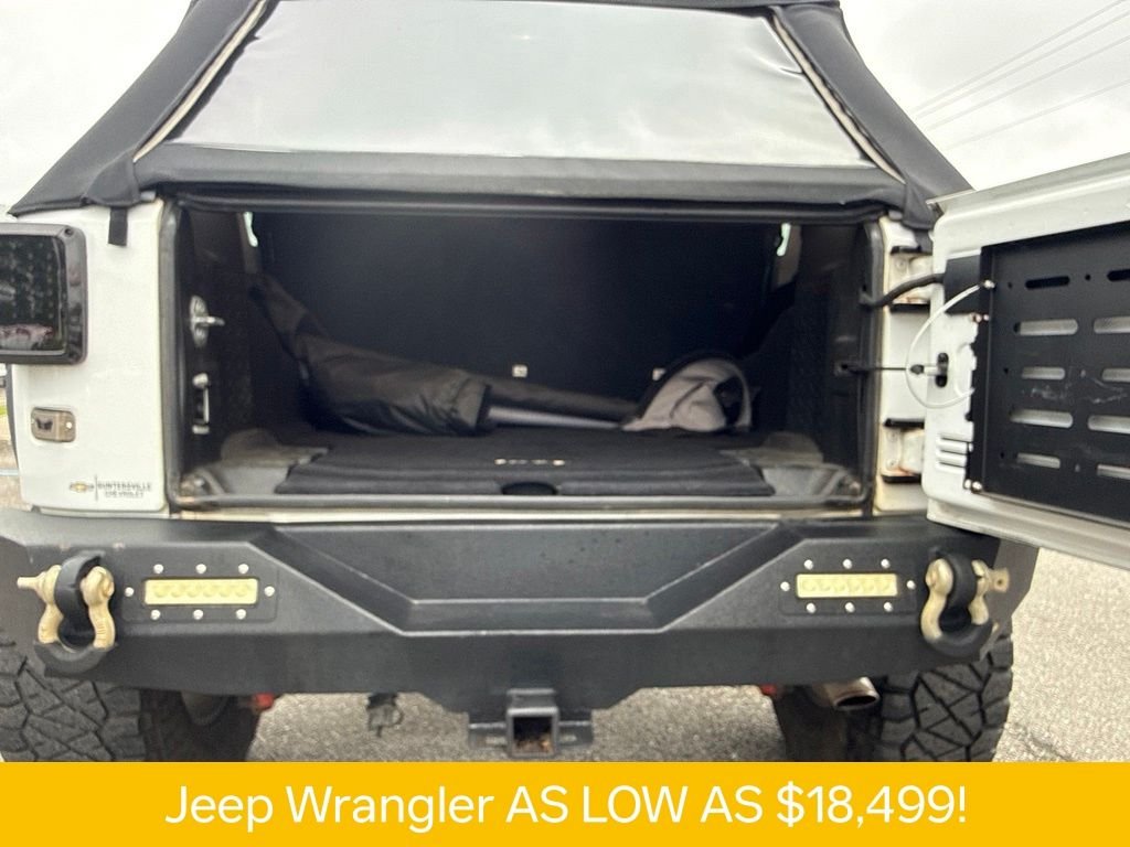 Used 2016 White Jeep Unlimited Sport image 21