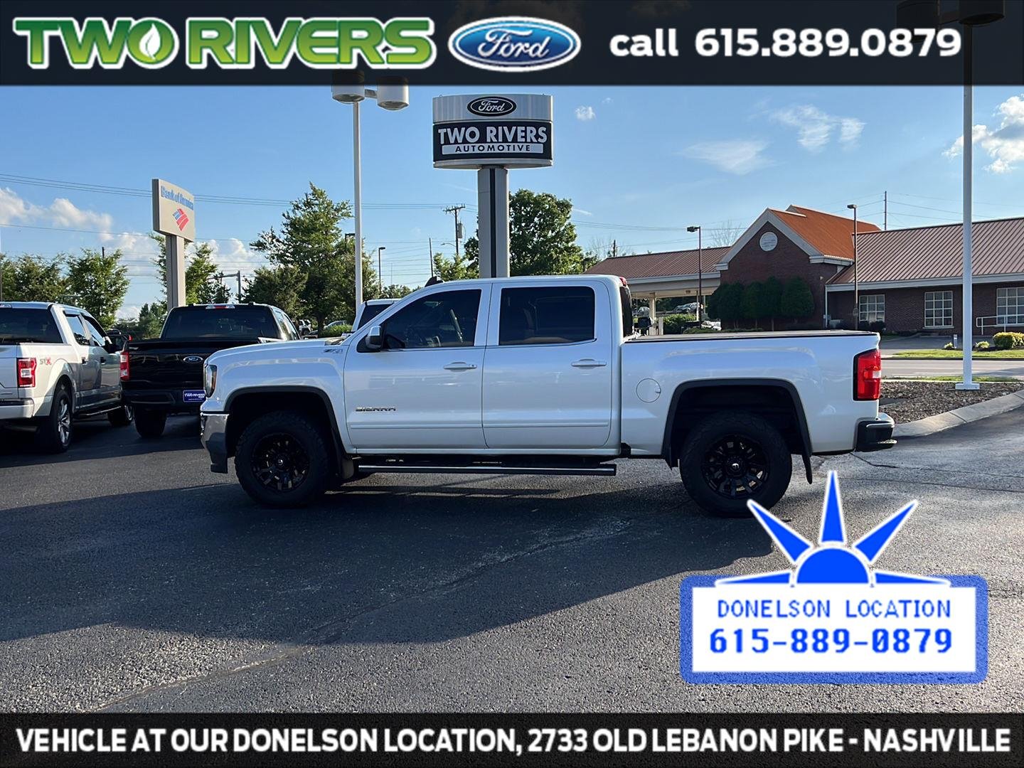 Used 2018 White Frost Tri-Coat GMC SLE image 43