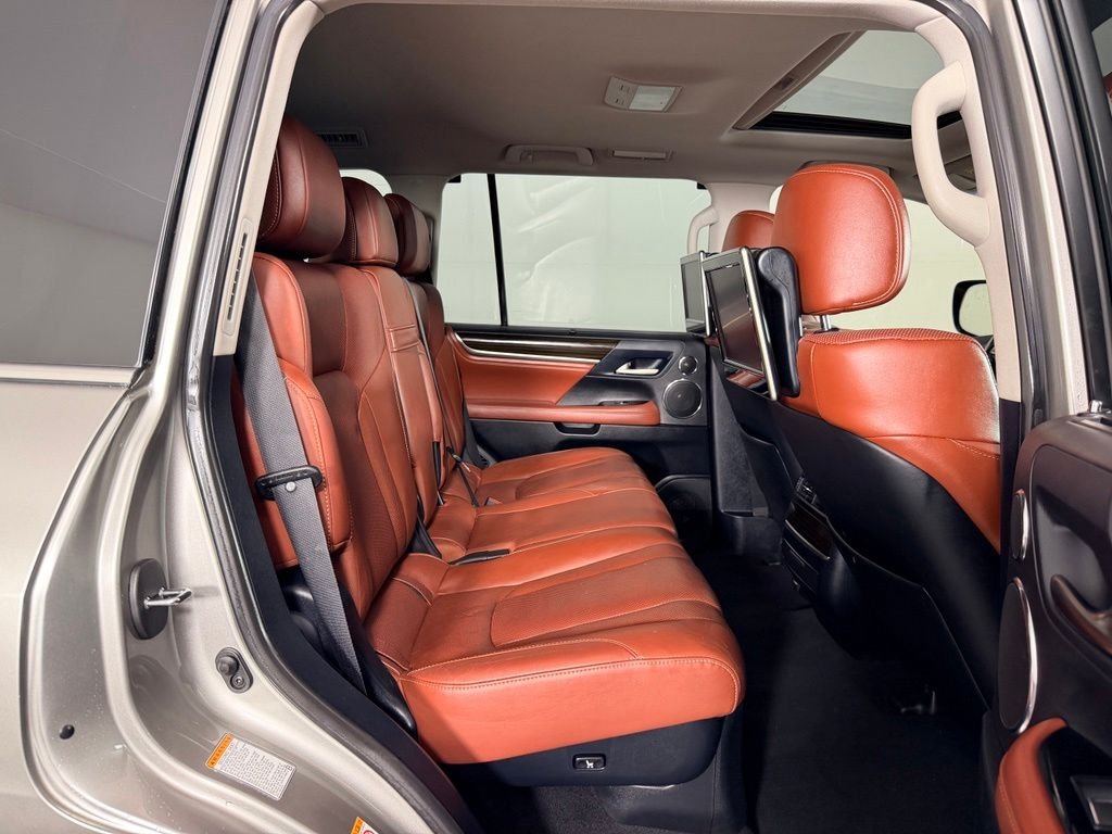 Used 2019 Silver Lexus 570 image 25