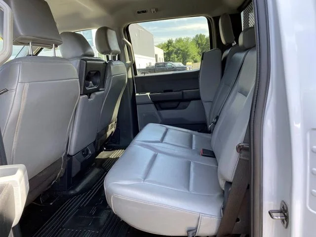 Used 2023 Oxford White Ford XL image 9