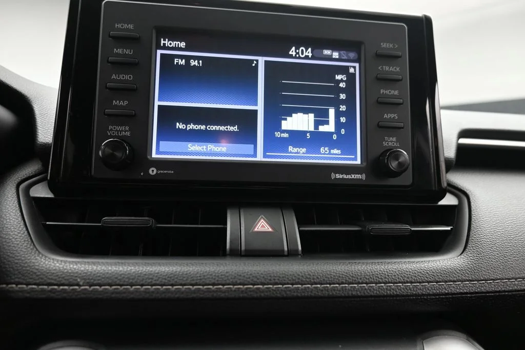 Used 2020 Silver Toyota LE image 21