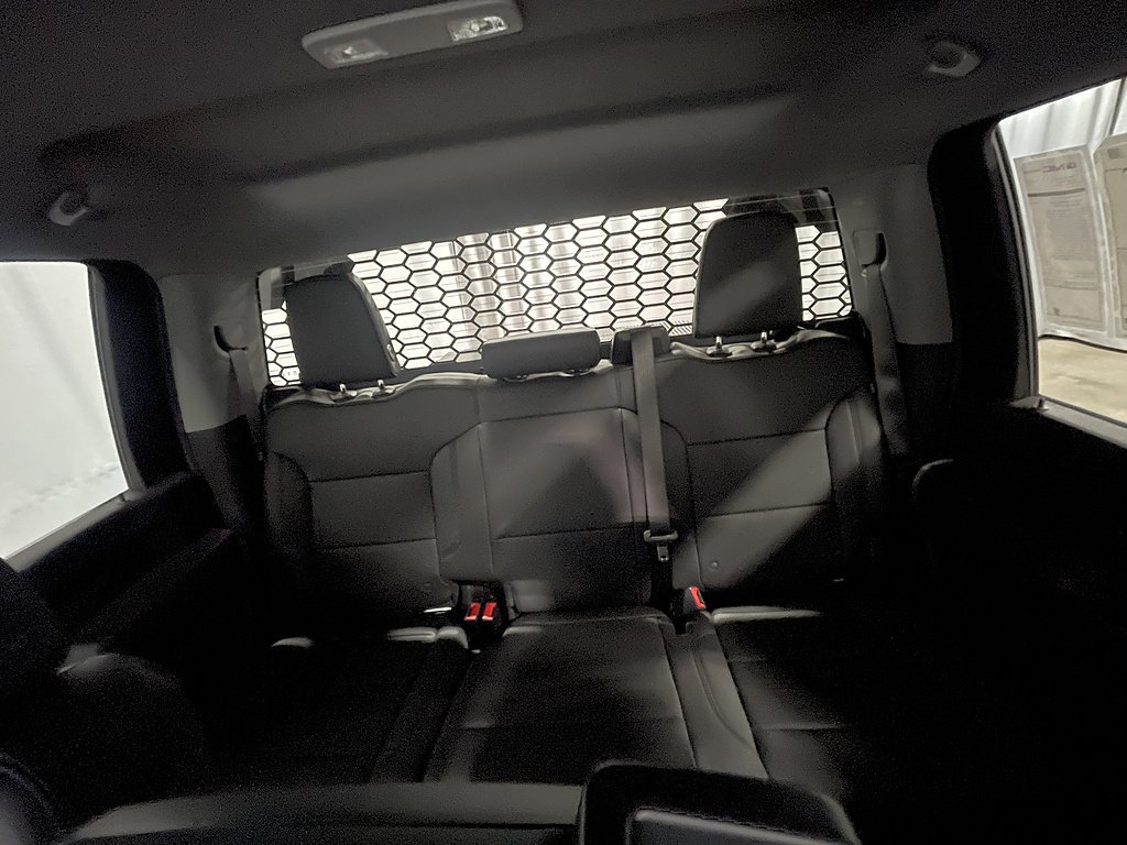 2026 GMC Sierra 3500 Chassis Cab Pro - Photo 18