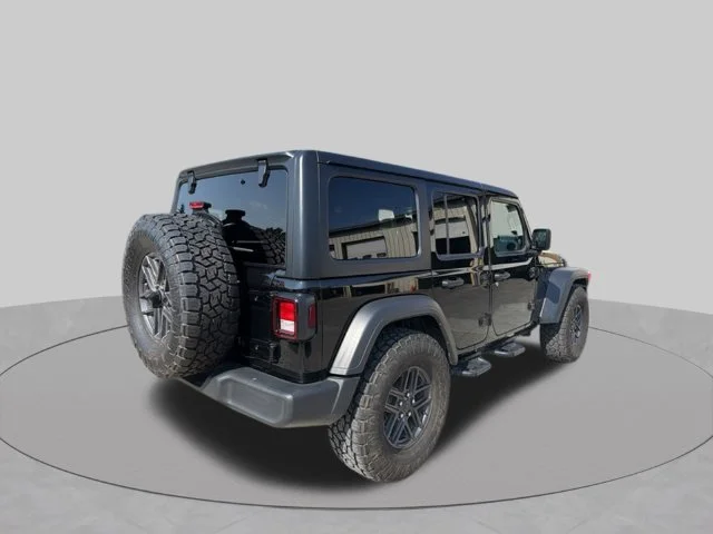 Used 2024 Black Jeep Sport S image 3