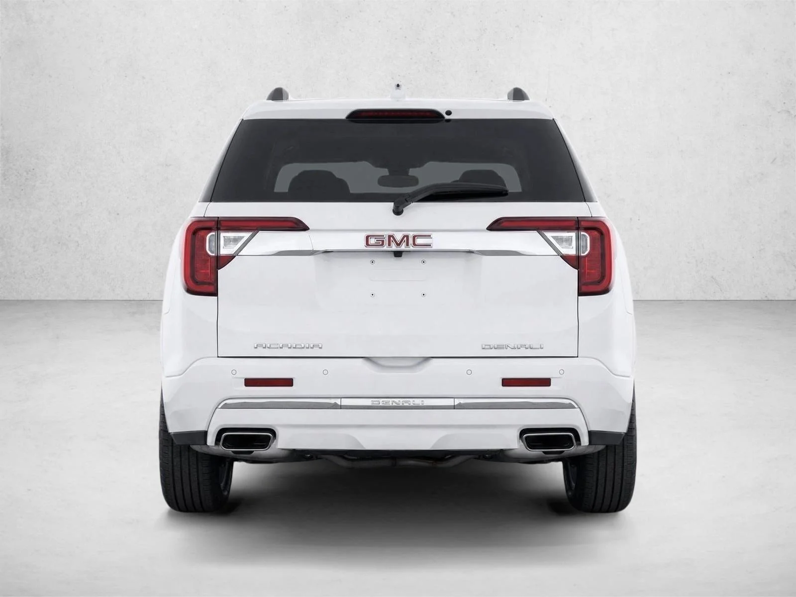 Used 2023 White Frost Tricoat GMC Denali image 6