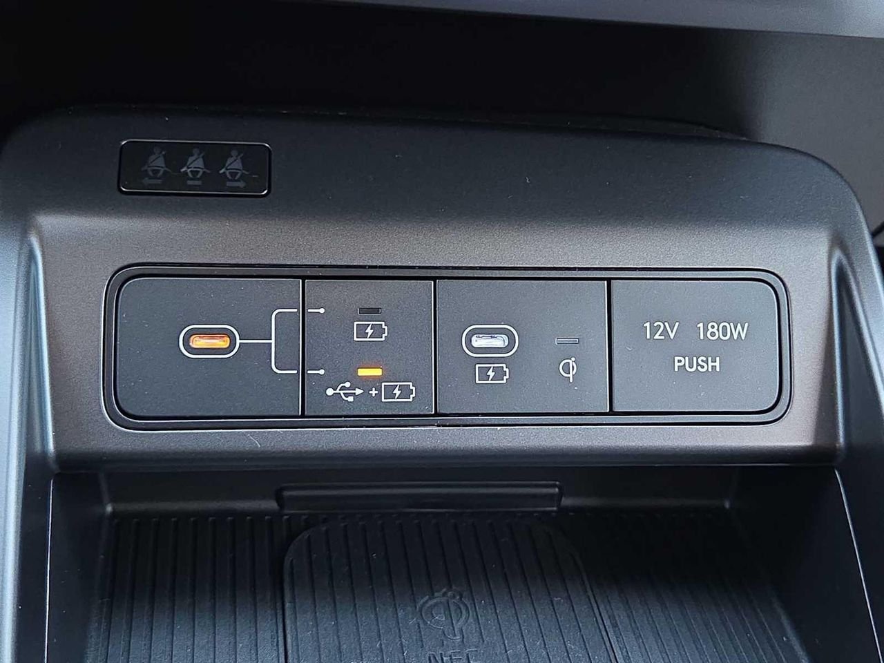New 2026 Atlas White Hyundai Limited AWD image 31
