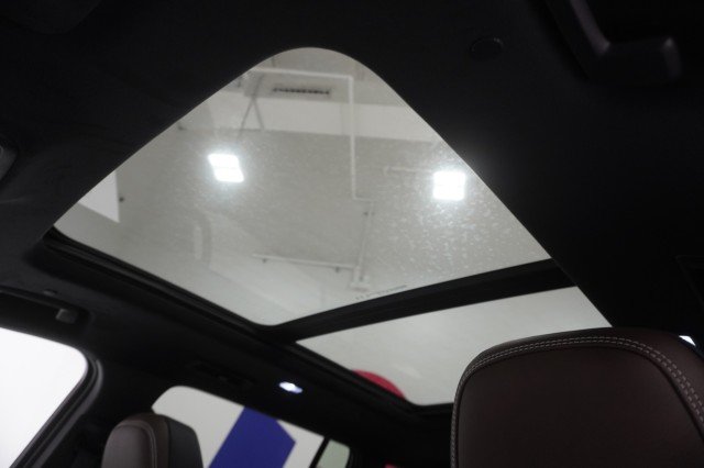 2027 GMC Acadia Denali Ultimate - Photo 22