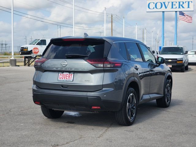 Used 2025 Gray Nissan SV image 7