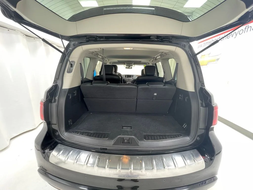 Used 2019 Black INFINITI LUXE image 6