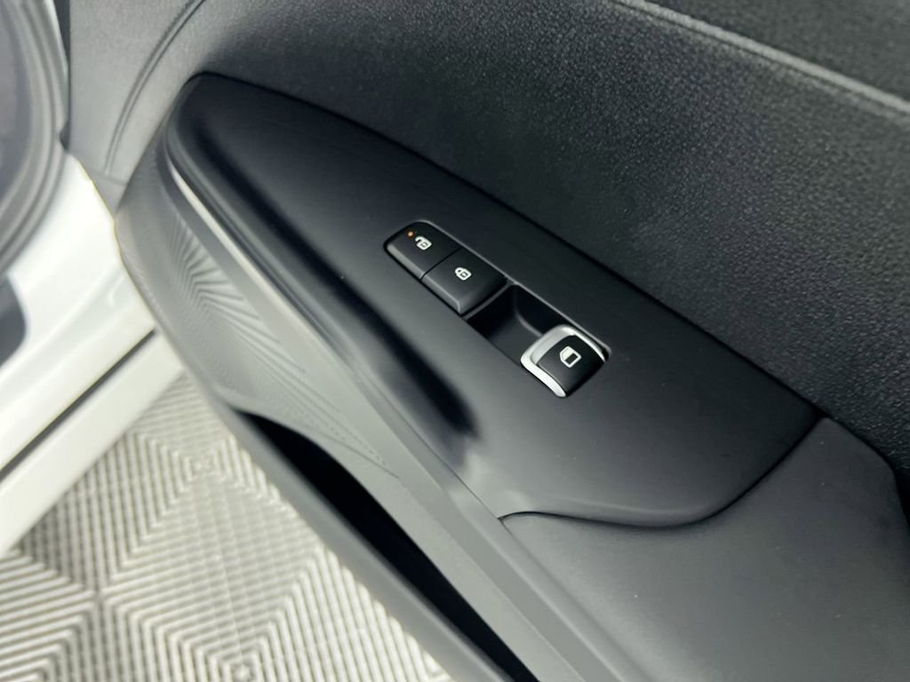 New 2026 Snow White Pearl Kia LXS FWD image 31