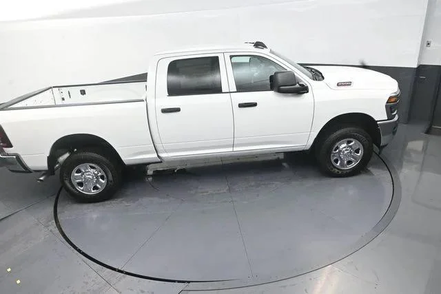 New 2026 Bright White Clear-Coat Exterior Paint RAM TRADESMAN image 19