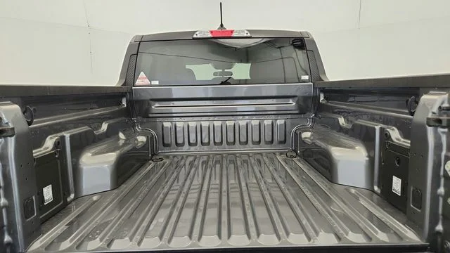 New 2026 Carbonized Gray Metallic Ford Lobo™ image 20