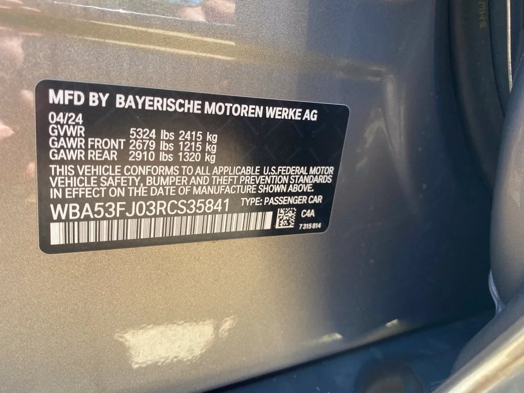 Used 2024 Gray BMW 530i xDrive image 19