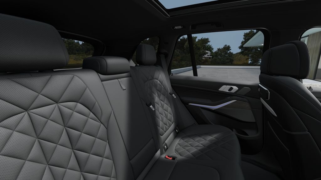 New 2026 Gray Metallic BMW xDrive40i image 12