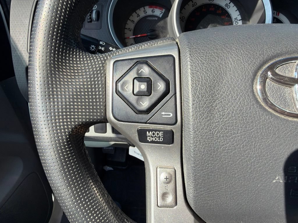 Used 2014 Super White Toyota Base image 23
