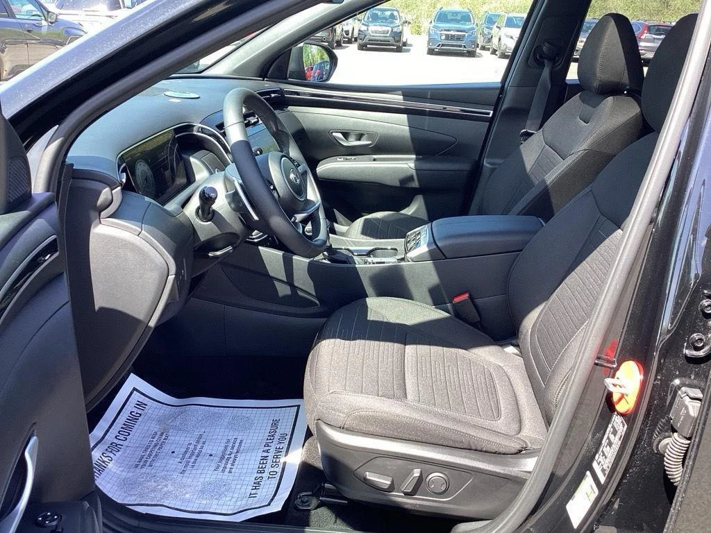 Used 2023 Phantom Black Hyundai SEL Premium image 13