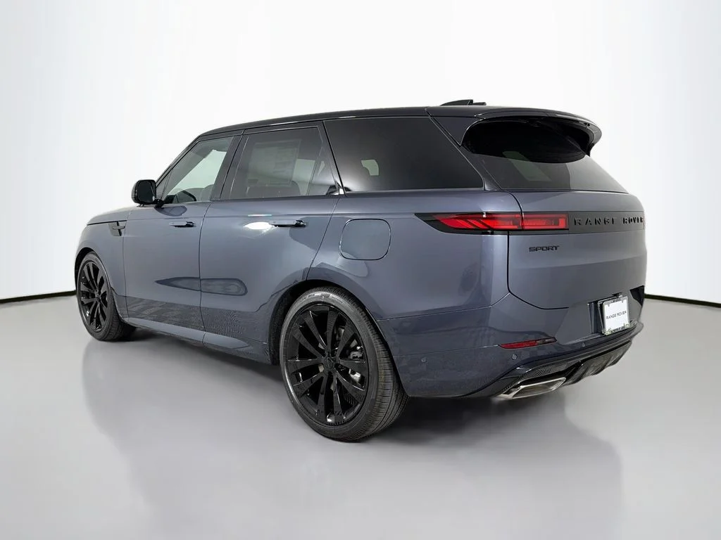 New 2026 Varesine Blue Land Rover Dynamic SE image 7