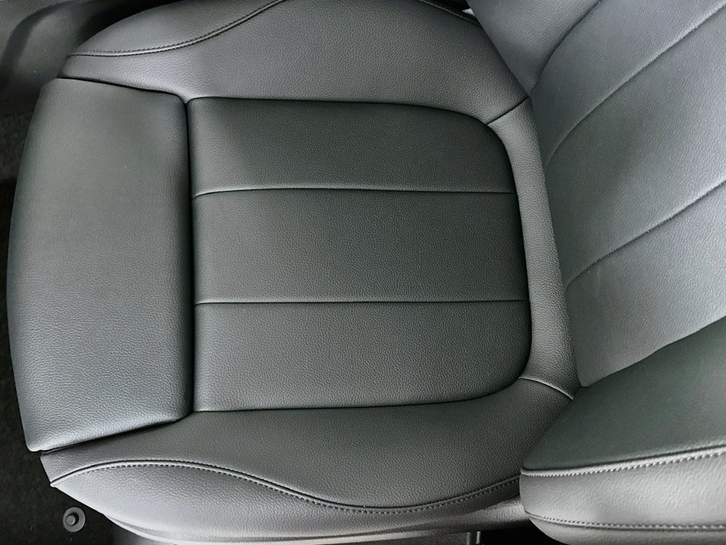 New 2026 Polar White Mercedes-Benz GLA 250 image 50
