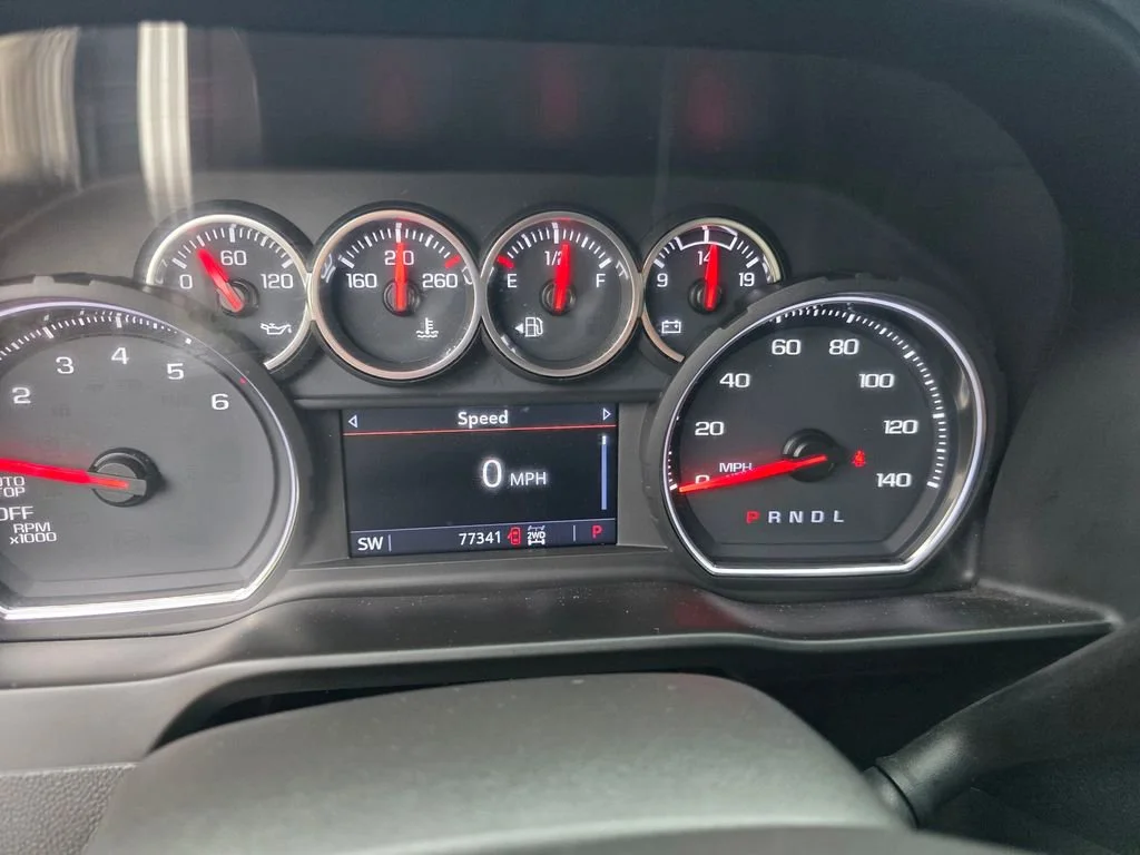 Used 2020 BLACK Chevrolet LT image 22