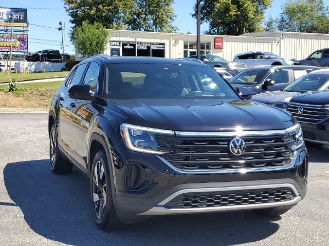 Certified Used 2026 Black Volkswagen 2.0T SEL image 3