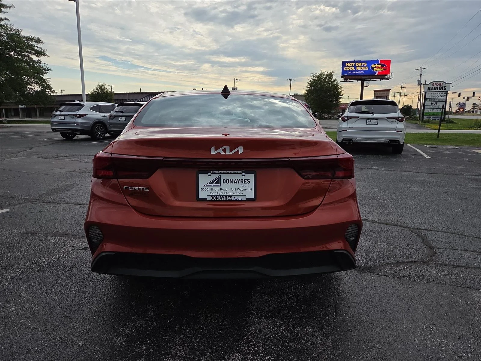 Used 2023 Fire Orange Kia LXS image 28