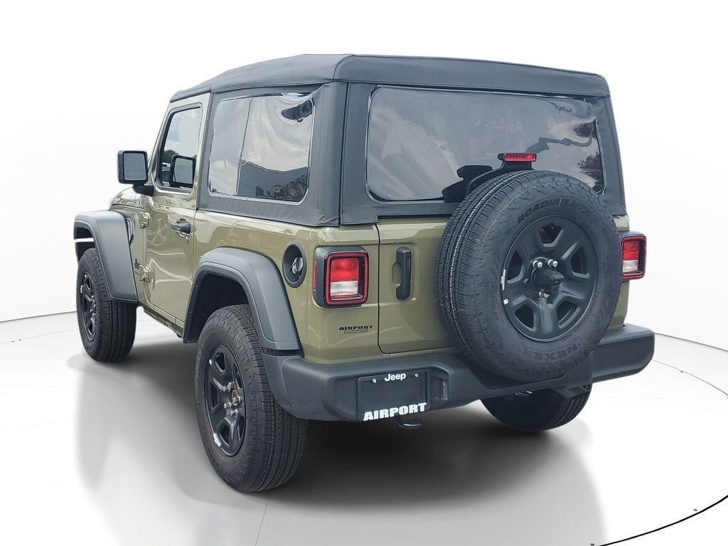 Used 2025 Green Jeep Sport image 4