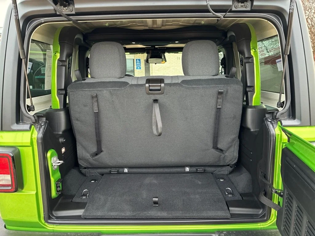 New 2026 Mojito Clear-Coat Exterior Paint Jeep Sport S image 23
