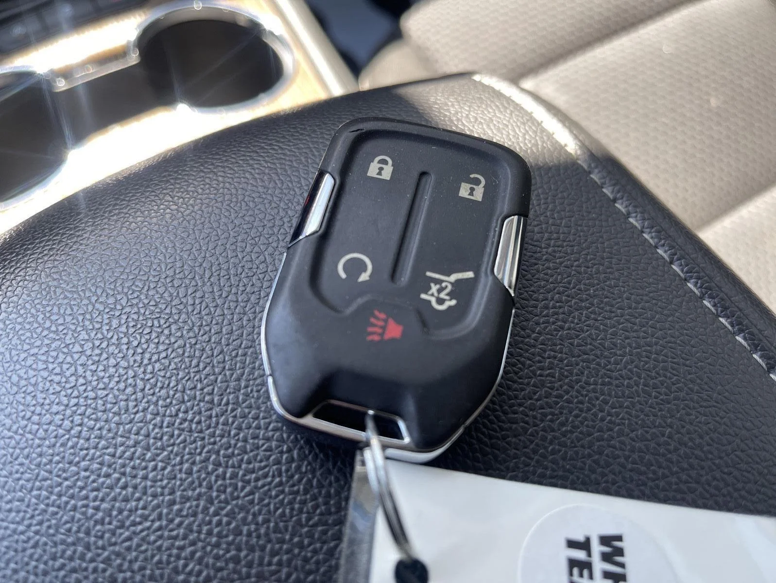 Used 2023 Sterling Metallic GMC SLE image 43