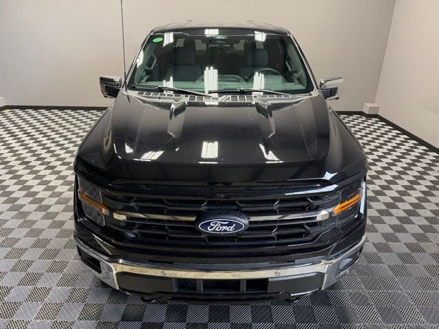 New 2026 Agate Black Metallic Ford XLT image 5