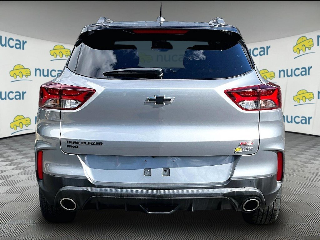 Used 2023 Gray Chevrolet RS image 6