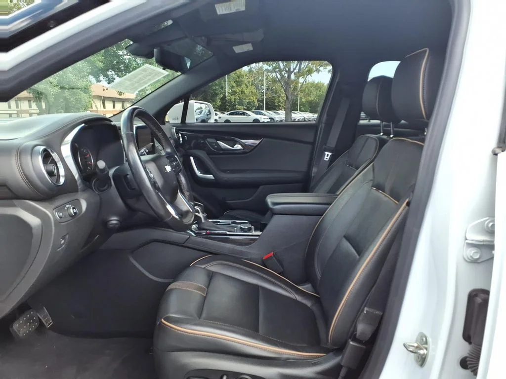 Used 2019 Summit White Chevrolet Premier image 11