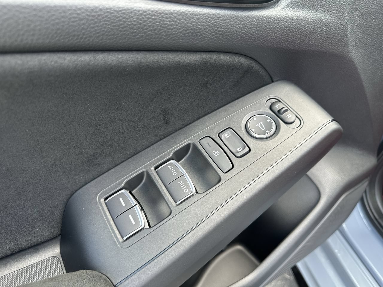 New 2026 Sonic Gray Pearl Honda Type R image 13