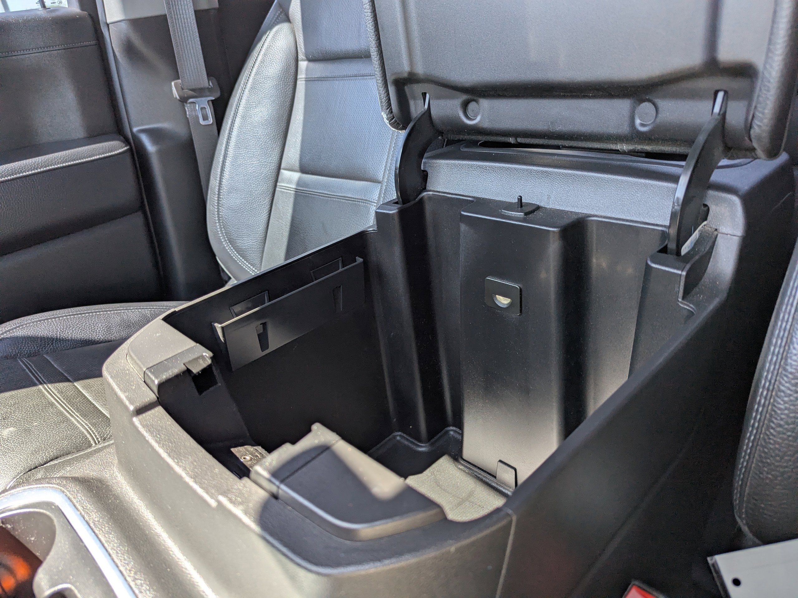 Used 2021 Black GMC Denali image 30